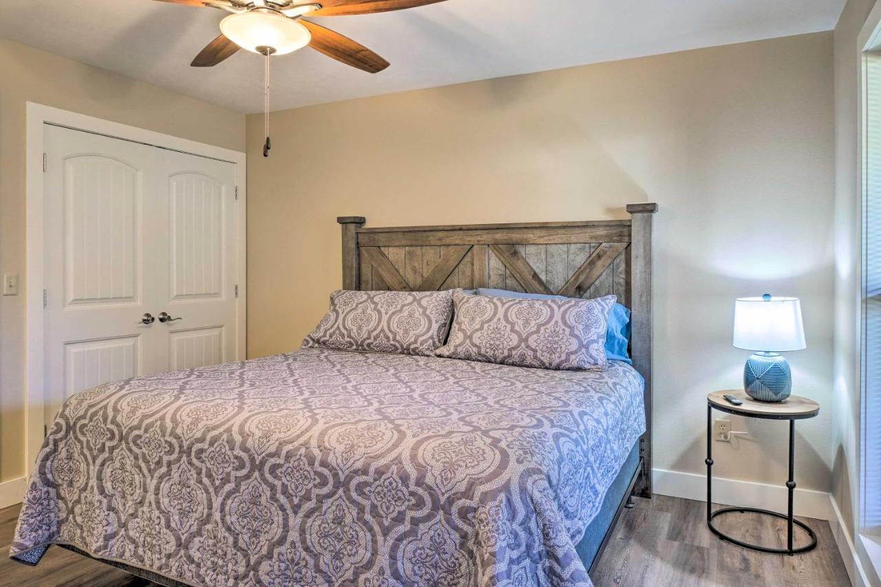 The Cozy Cottage With Lake Taneycomo Access! Branson Zewnętrze zdjęcie