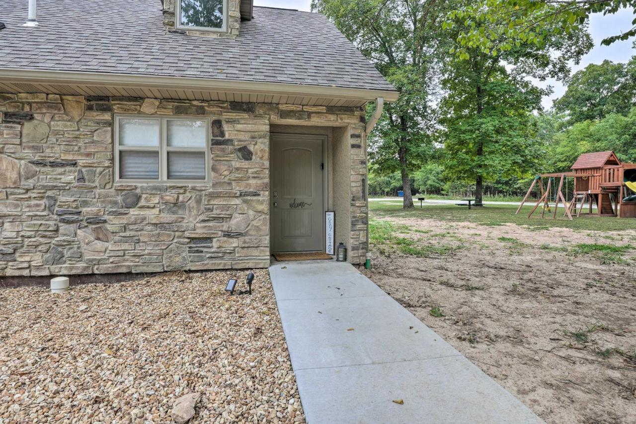 The Cozy Cottage With Lake Taneycomo Access! Branson Zewnętrze zdjęcie