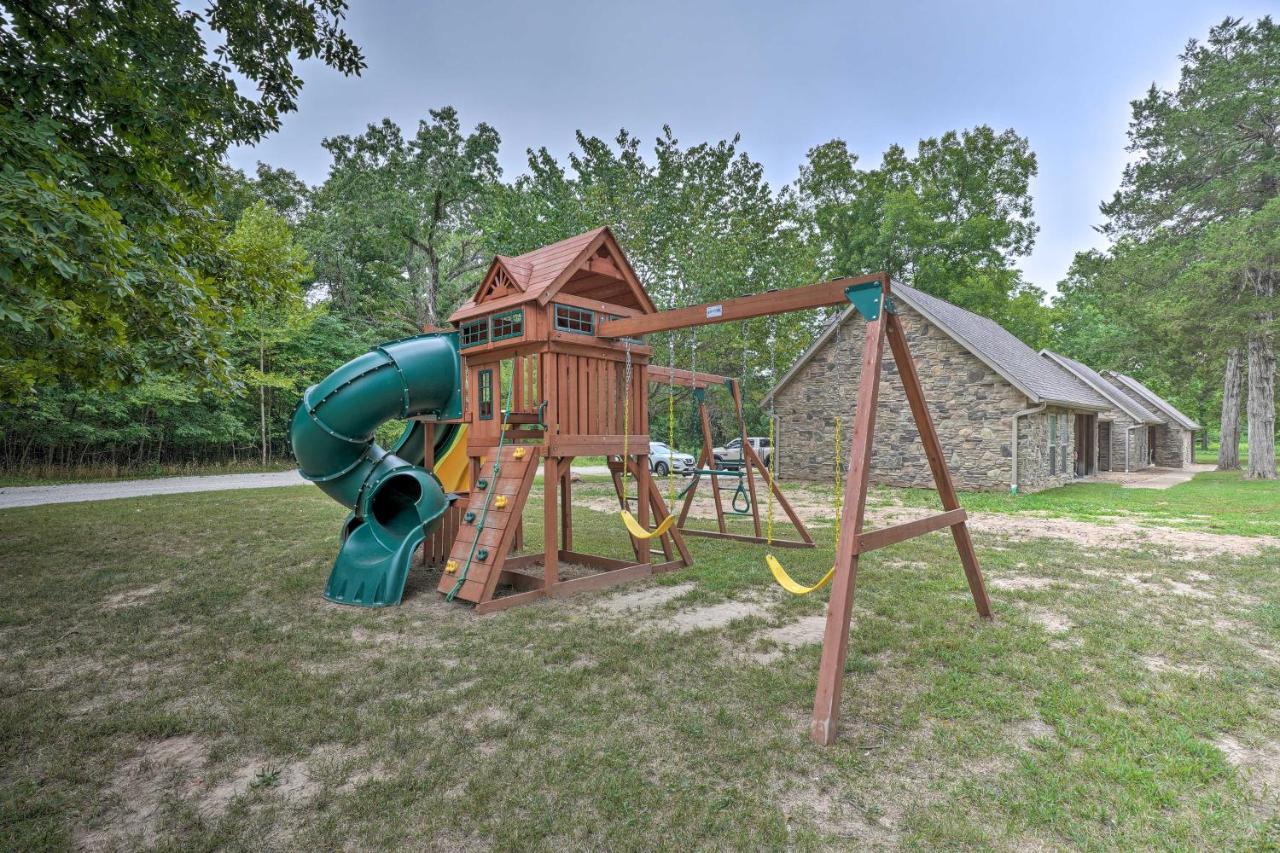 The Cozy Cottage With Lake Taneycomo Access! Branson Zewnętrze zdjęcie