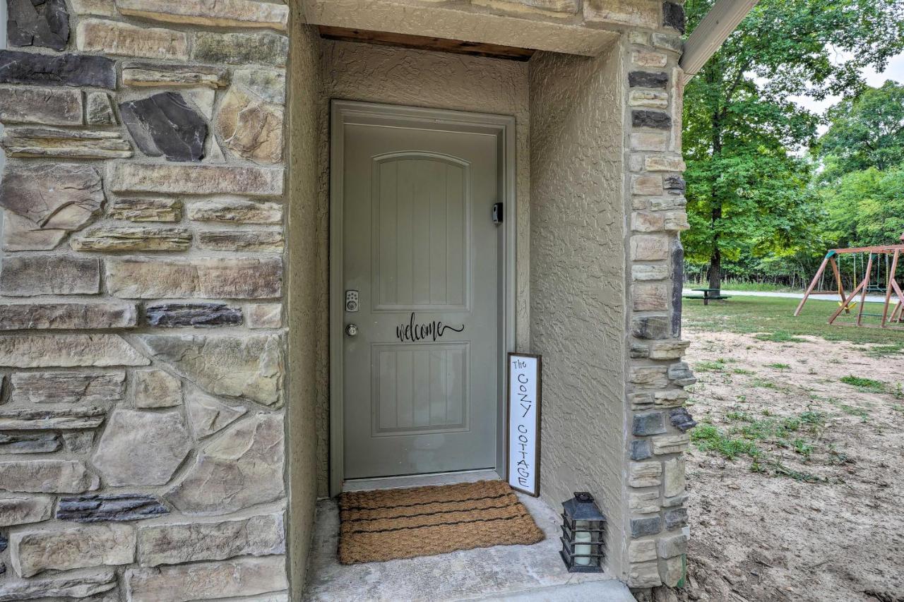 The Cozy Cottage With Lake Taneycomo Access! Branson Zewnętrze zdjęcie